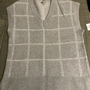 a new day Gray V-Neck Women’s Sweater Vest